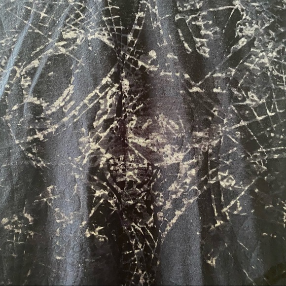 BCBGMAXAZRIA • Patterned Burnout Scoop Neck Tee - Size XS - Picture 8 of 16